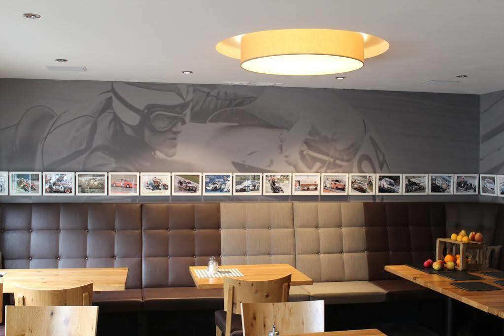 Hotel & Restaurant Huellen Barweiler エクステリア 写真